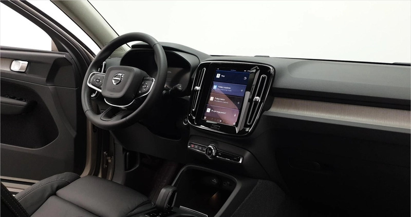 Volvo XC 40 cena 159511 przebieg: 5, rok produkcji 2023 z Baranów Sandomierski małe 407